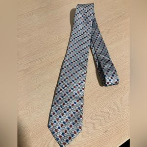 Ohrbach’s Tie